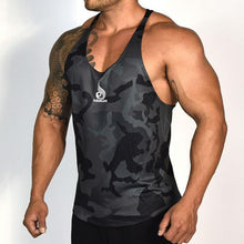 Load image into Gallery viewer, Sleeveless Outdoor Casual Camouflage Vest