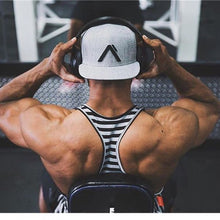 Load image into Gallery viewer, Men's Striped Stretch Sports Slim Fit Vest