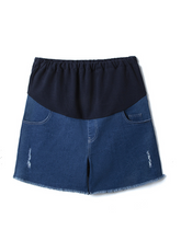 Load image into Gallery viewer, Summer Thin Outer Wear Maternity Shorts
