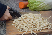 Load image into Gallery viewer, Clever Cutter Kitchen Scissors
